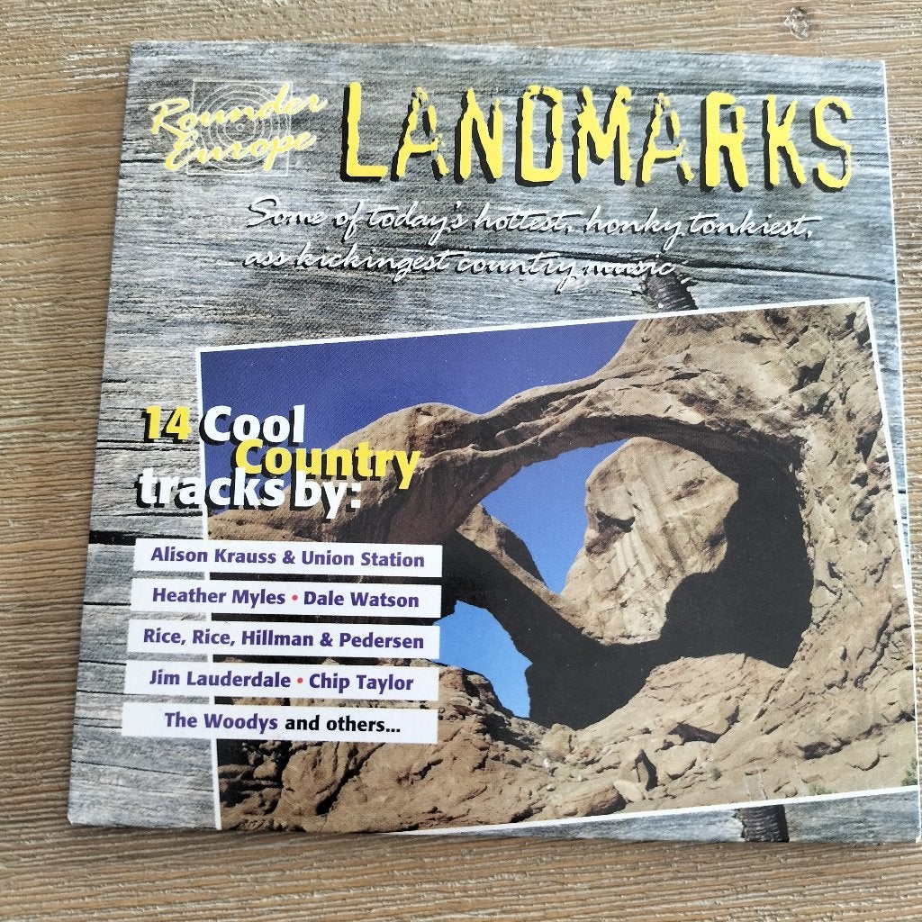 CD Rounder Europe Landmarks - 14 Cool Country Tracks, Americana, Ophalen of Verzenden, Zo goed als nieuw, Verzamelalbum