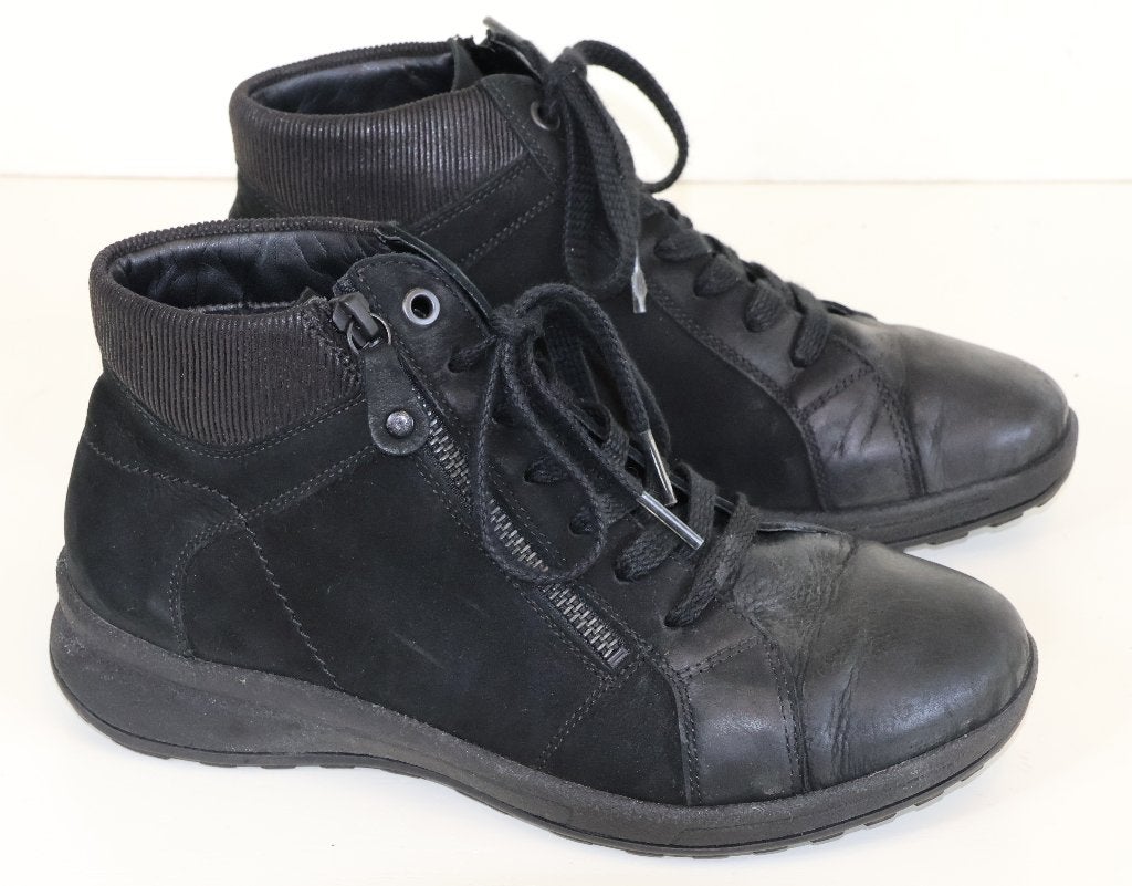 Zwarte Hartjes Boots maat 4 of 37 wijdte K, Zwart, Lage of Enkellaarzen, Ophalen of Verzenden, Zo goed als nieuw