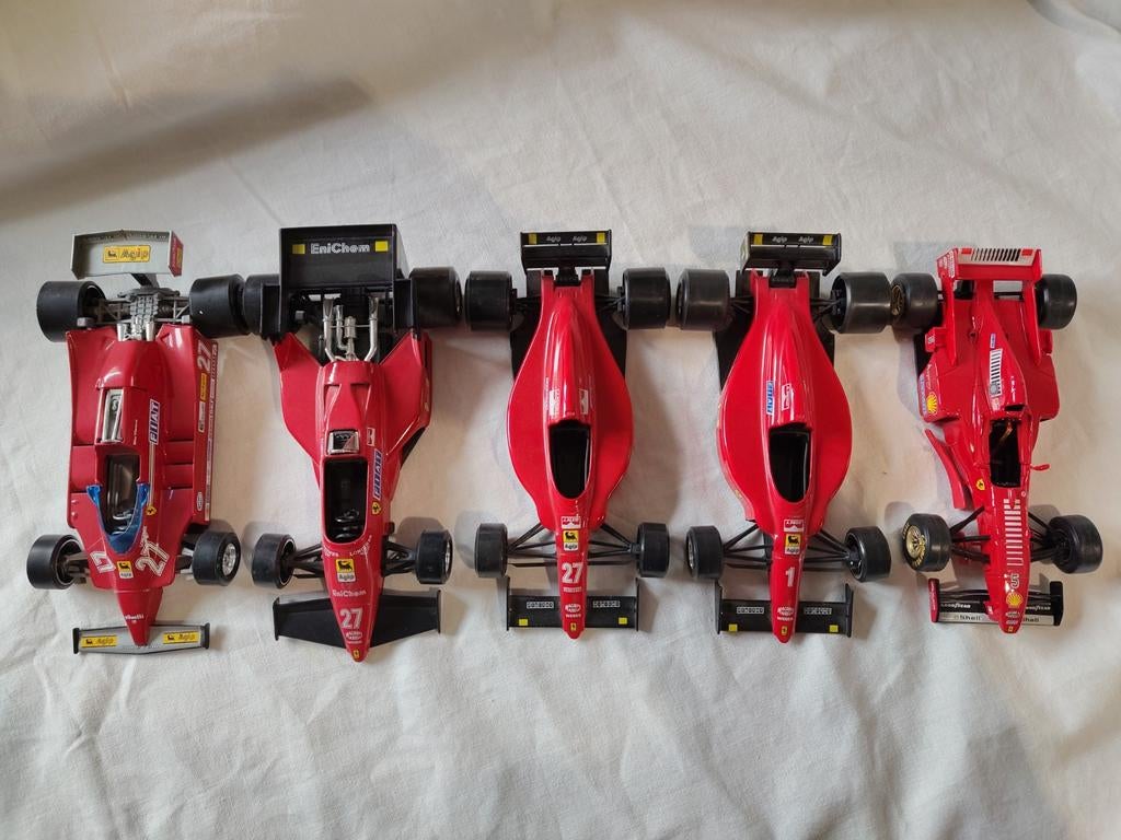 Ferrari f1 bburago, zo goed als nieuw., Hobby en Vrije tijd, Ophalen of Verzenden, Zo goed als nieuw, Auto, Bburago