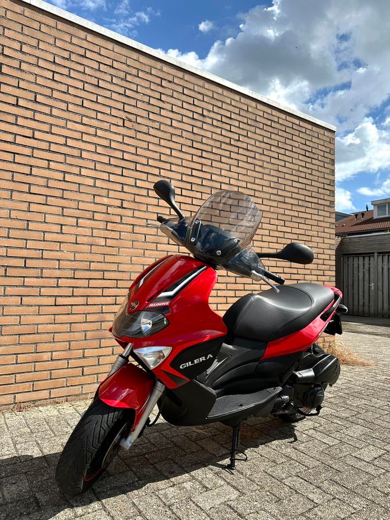 Gillera runner 125cc, Motoren, Ophalen, 1 cilinder, 11 kW of minder