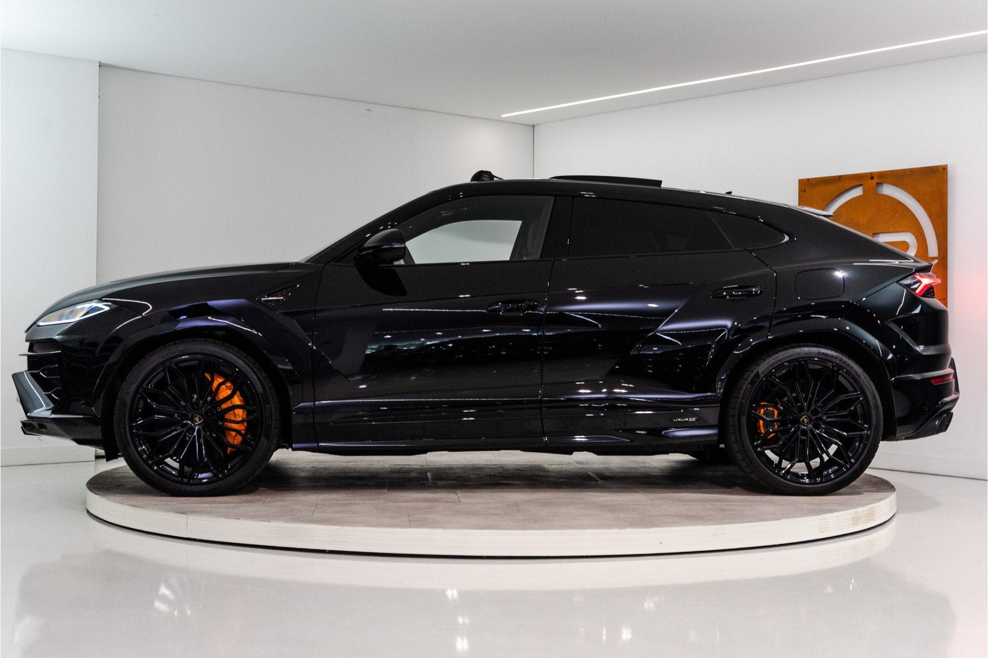 Lamborghini Urus 4.0 V8 Hybrid SE 800PK | Ad Personam | Nero, Automaat, 12 maanden, Urus, Gebruikt