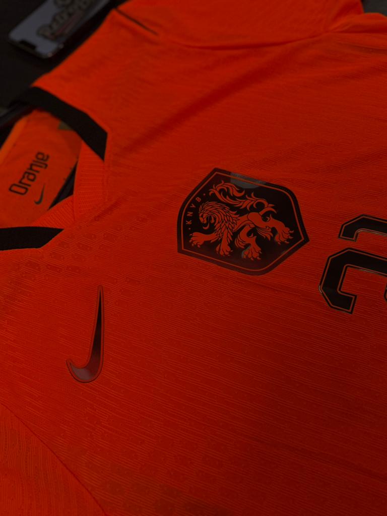 Nederlands Elftal shirt Frenkie de Jong maat M players vers., Sport en Fitness, Voetbal, Maat M, Ophalen of Verzenden, Nieuw, Shirt