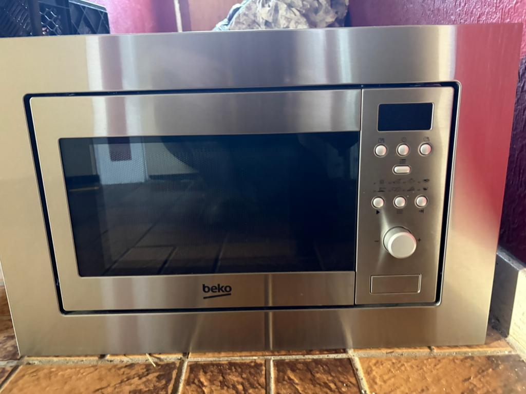 Beko BMOB17131X magentron, Ophalen of Verzenden, Zo goed als nieuw