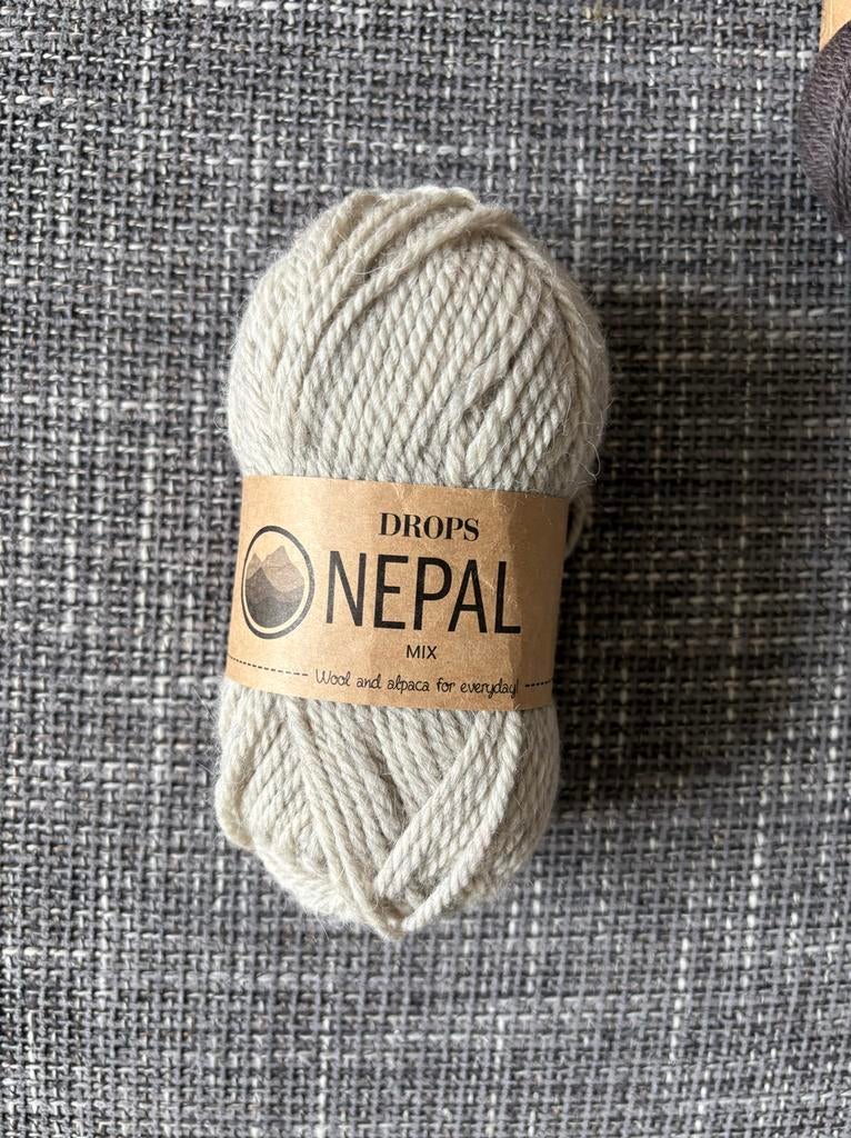 Drops Nepal wol - Mix van wol en alpaca, Ophalen of Verzenden, Nieuw, Breien of Haken, Wol of Garen