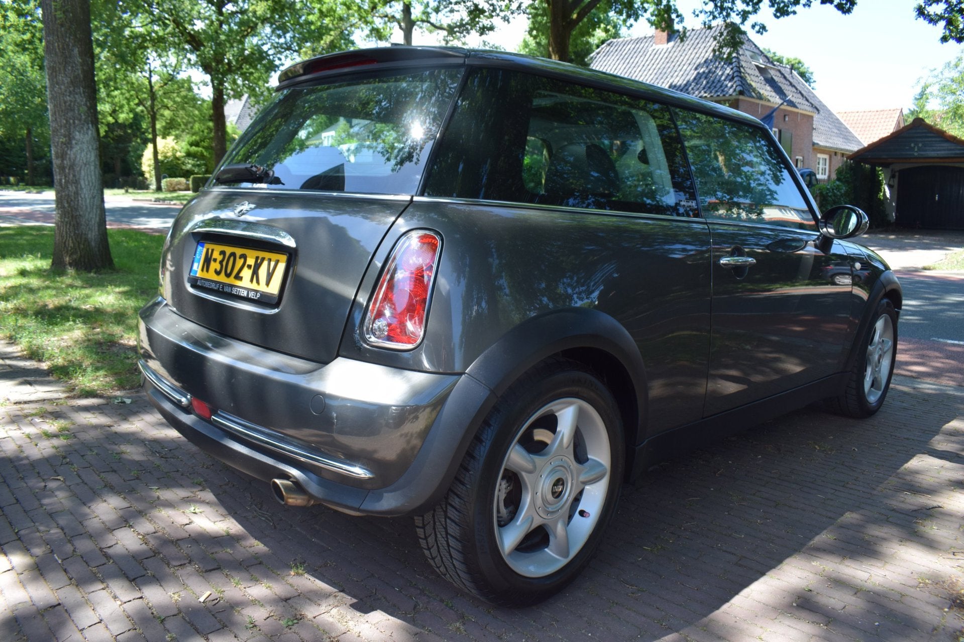 Mini 3-Deurs 1.6 Cooper Park Lane Leer/Pano/Cruise, Zwart, 4 cilinders, 4 stoelen, 116 pk
