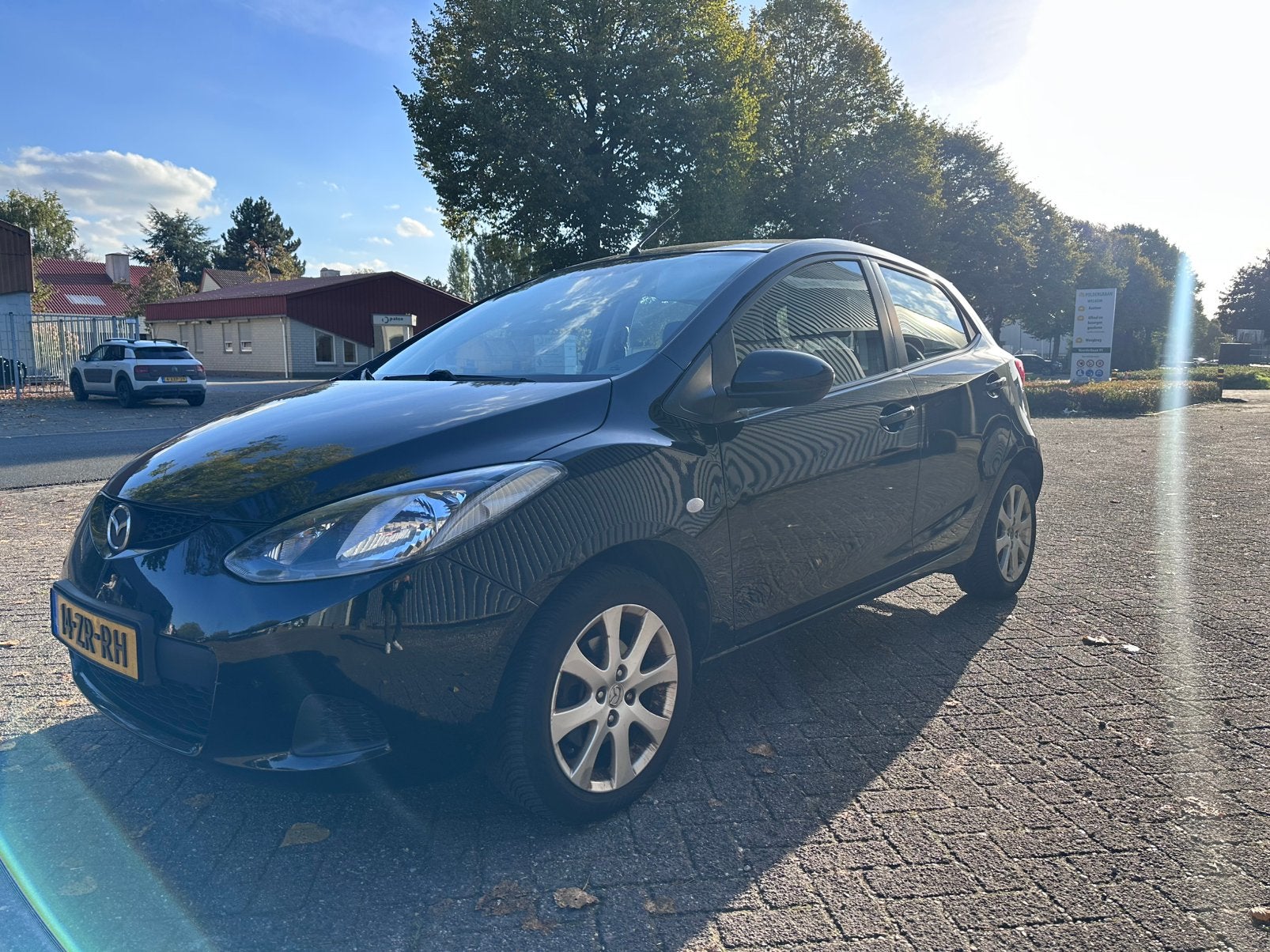 Mazda 2 1.3 55KW 5DRS 2008 Zwart stoelverwarming LMV, Auto's, Voorwielaandrijving, 74 pk, 31 €/maand, 4 cilinders