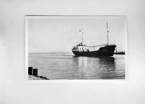 scheepvaart-foto-DELFZIJL-W&B-menna, Ophalen of Verzenden, Zo goed als nieuw, Boek of Tijdschrift