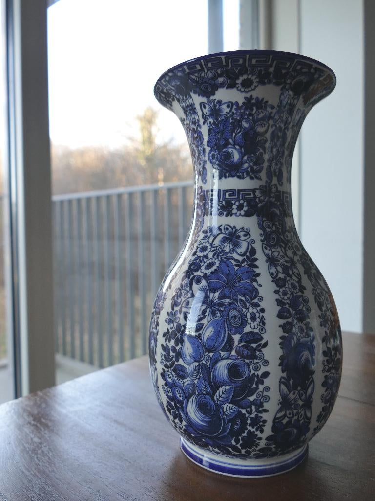 Italiaanse vaas Ardalt-Delfia Ceramiche. Blauw en wit. 27 cm, Antiek en Kunst, Ophalen of Verzenden