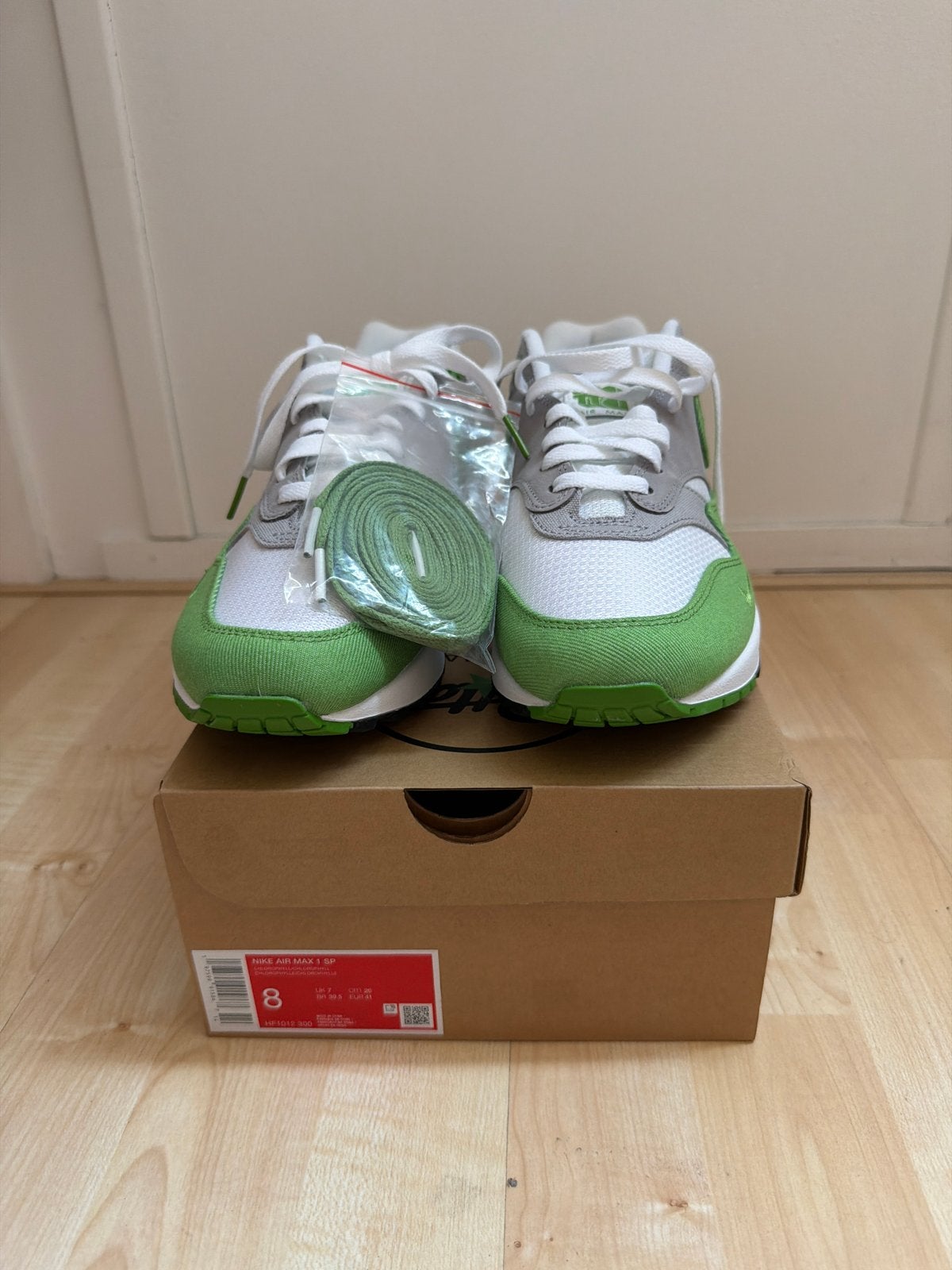 Nike Air Max 1 SP Chlorophyll - Maat 41, Ophalen of Verzenden, Nieuw, Overige kleuren, Sneakers of Gympen