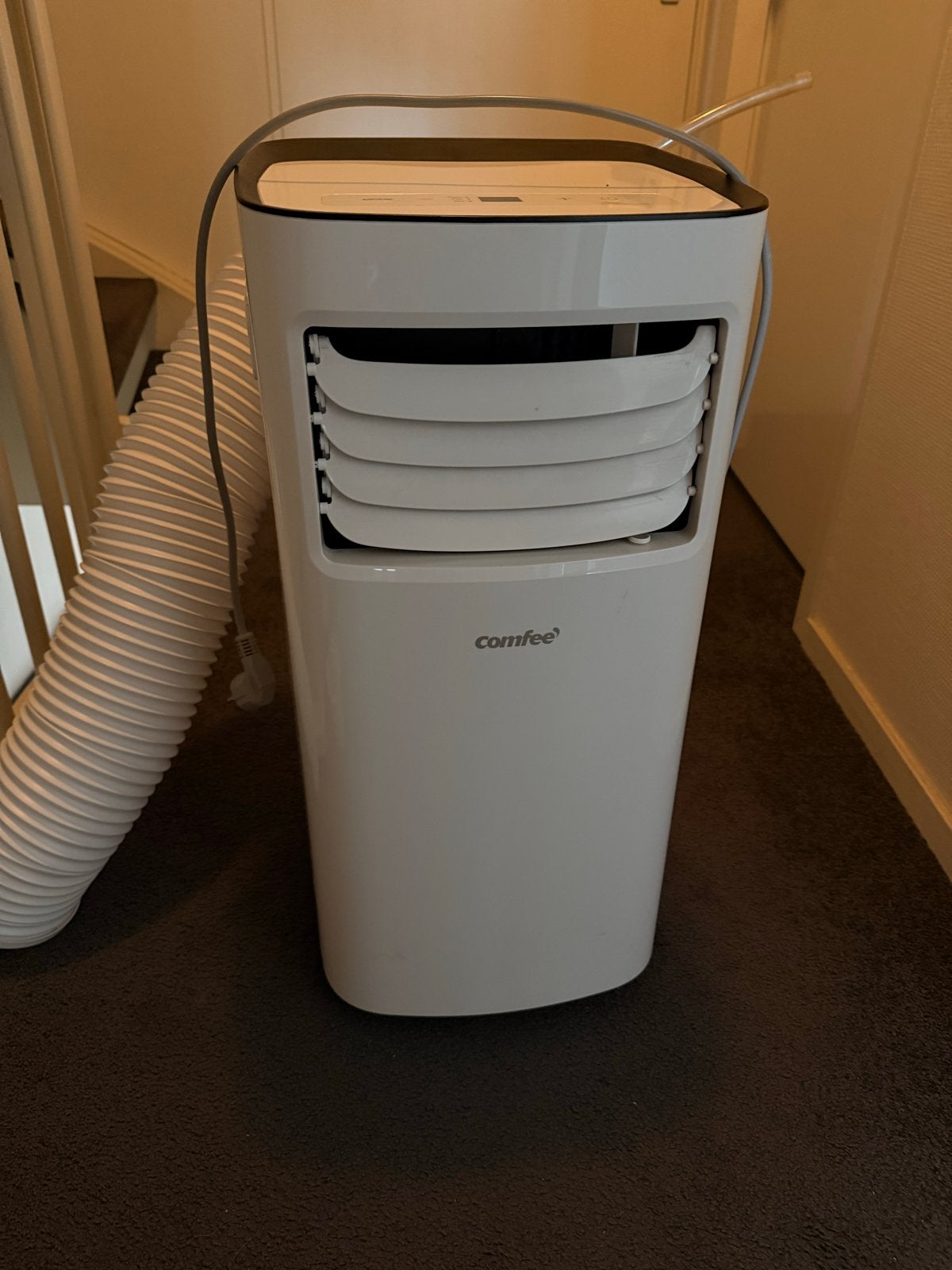 Comfee Mobiele Airco - Perfect voor warme dagen!, Witgoed en Apparatuur, Airco's, Minder dan 60 m³, 3 snelheden of meer, Ophalen of Verzenden