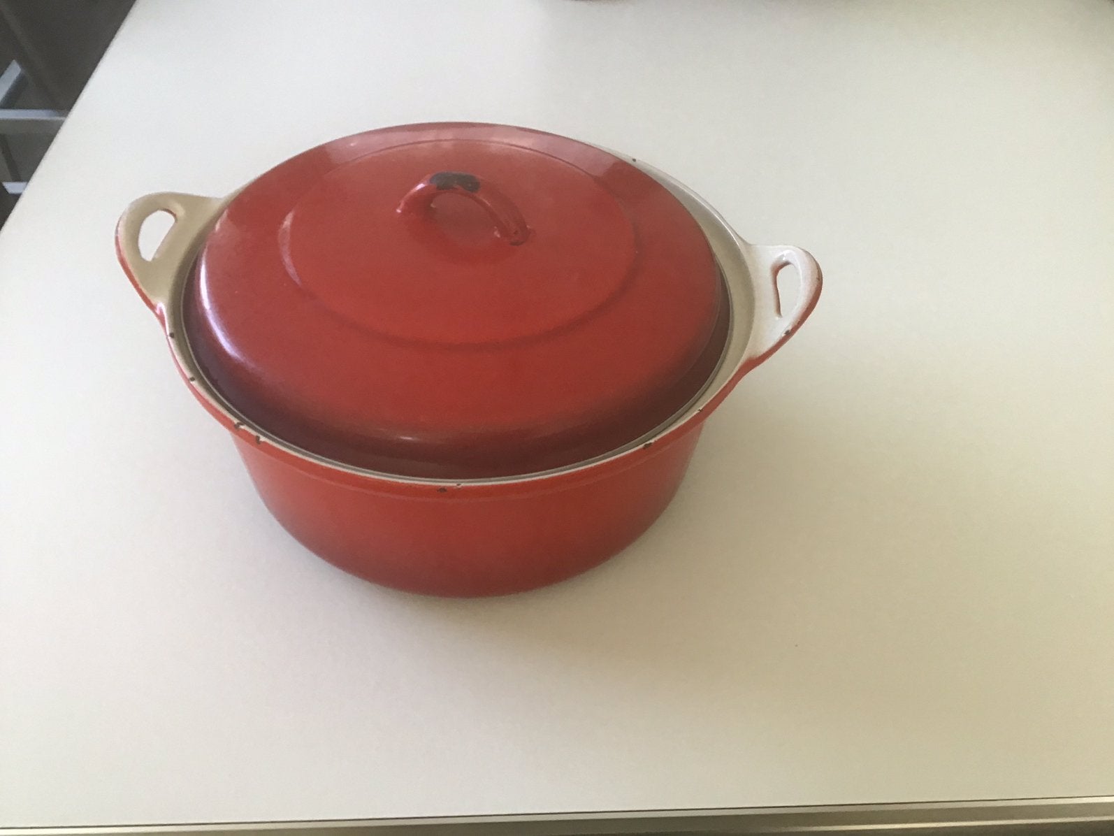 Grote gietijzeren pan braadpan made in France 28 cm, Ophalen of Verzenden, Gebruikt, Gietijzer