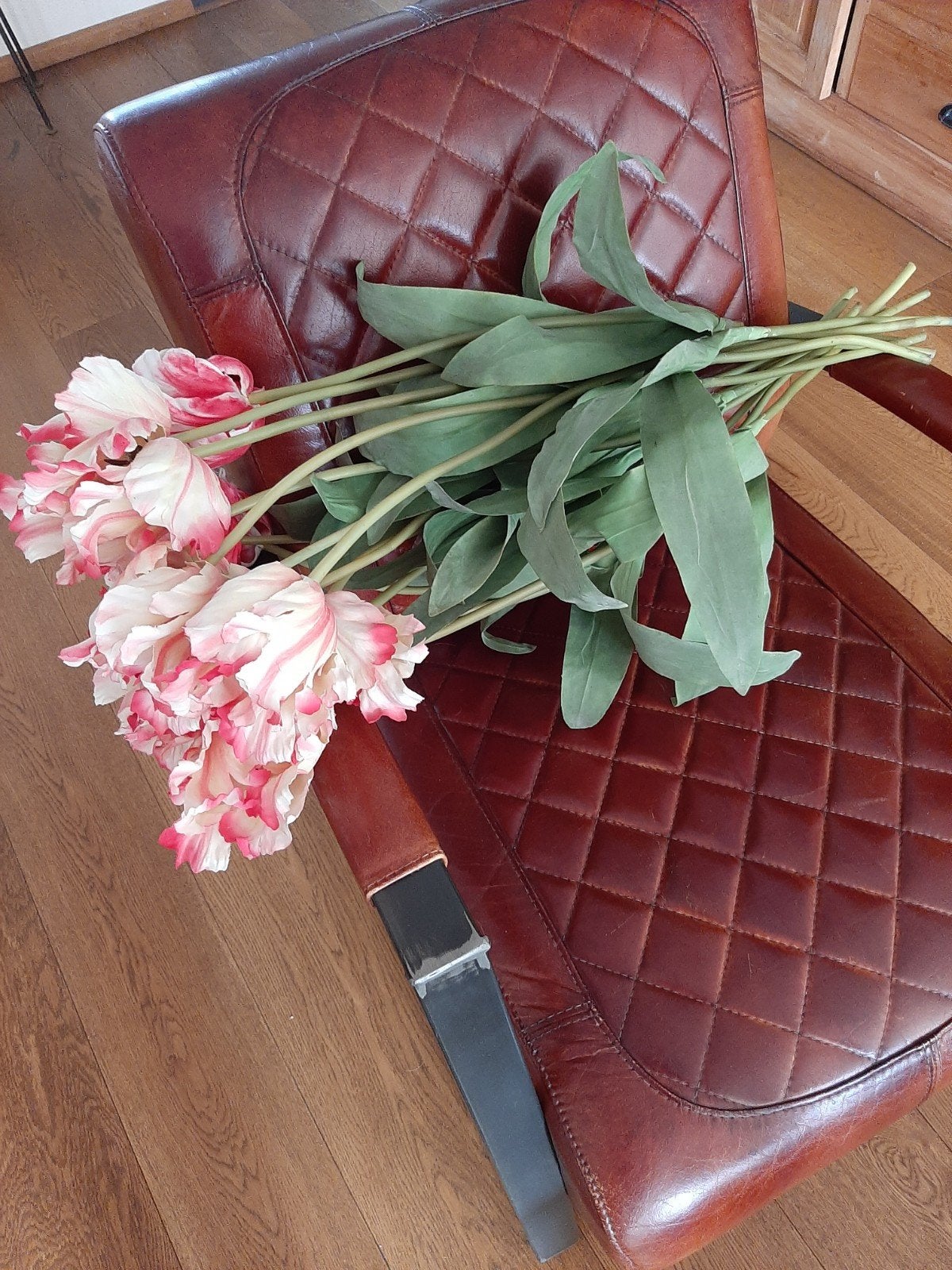 13x papagaai tulpen Boeket, Binnen, Textiel, Ophalen of Verzenden, Zo goed als nieuw