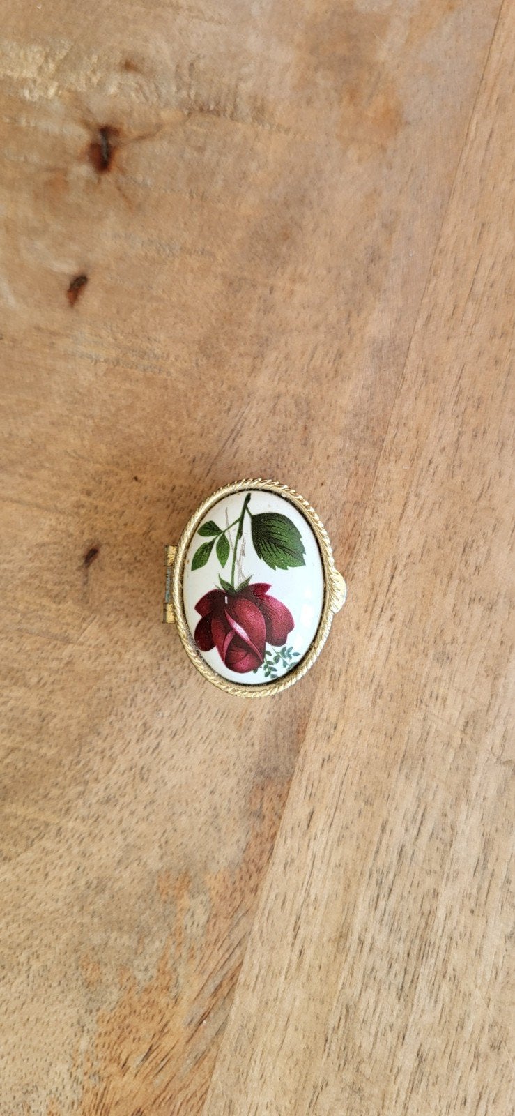 Vintage Pillendoosje met Roosdecoratie, Ophalen