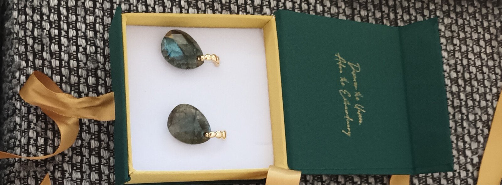 Nieuwe Sparkling Jewels Labradoriet Oorbellen Hangers, Sieraden, Tassen en Uiterlijk, Ophalen of Verzenden, Nieuw, Overige materialen