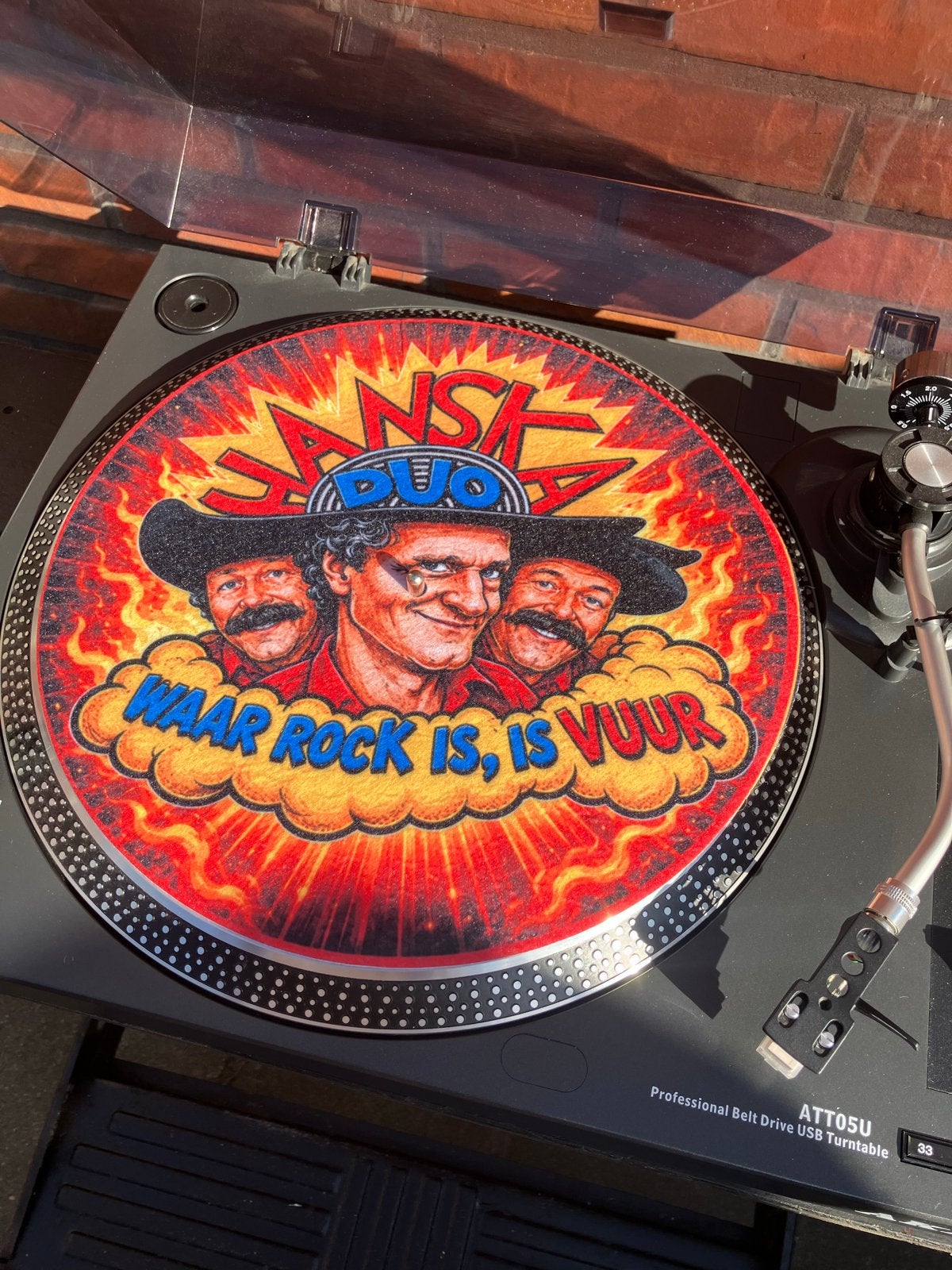 Spin Art Slipmat: Waar Rock Is, Is Vuur - Jansh Duo, Cd's en Dvd's, Verzenden, Nieuw in verpakking, Overige formaten, Poprock