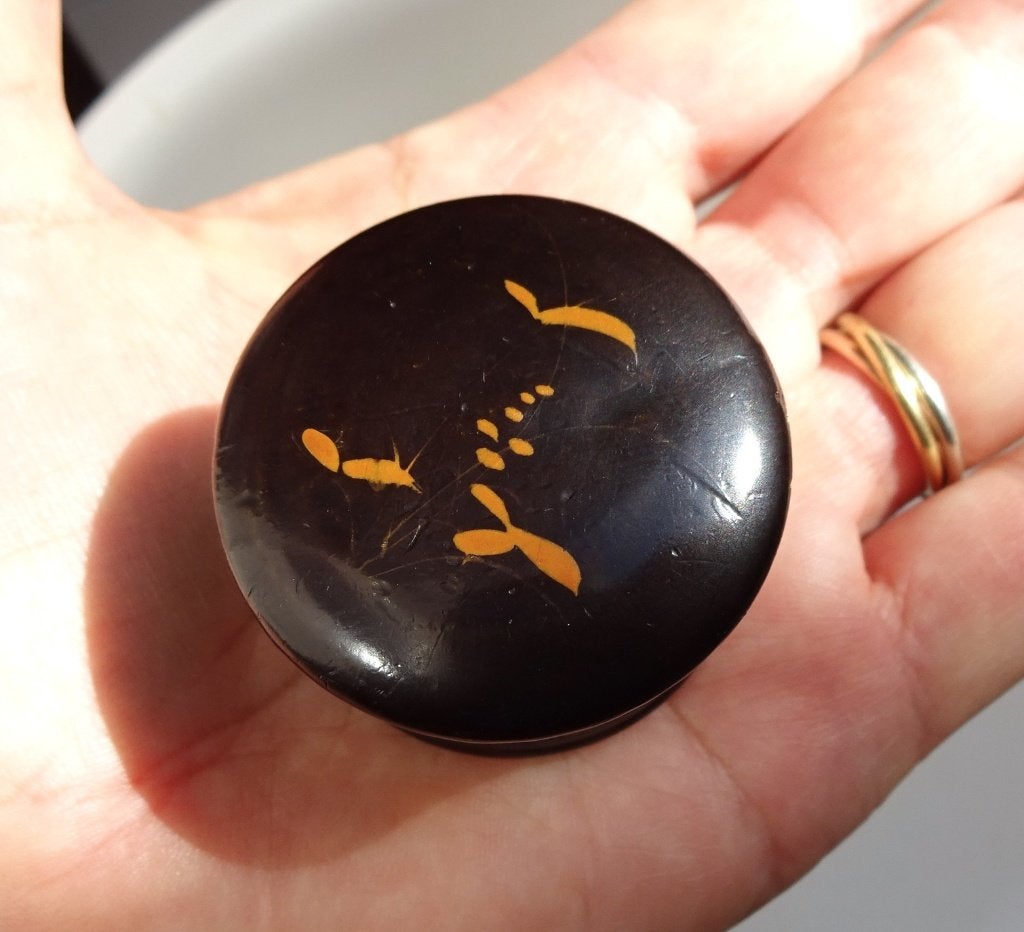 Klein oud Japans lakdoosje, Antiek en Kunst, Curiosa en Brocante, Ophalen of Verzenden