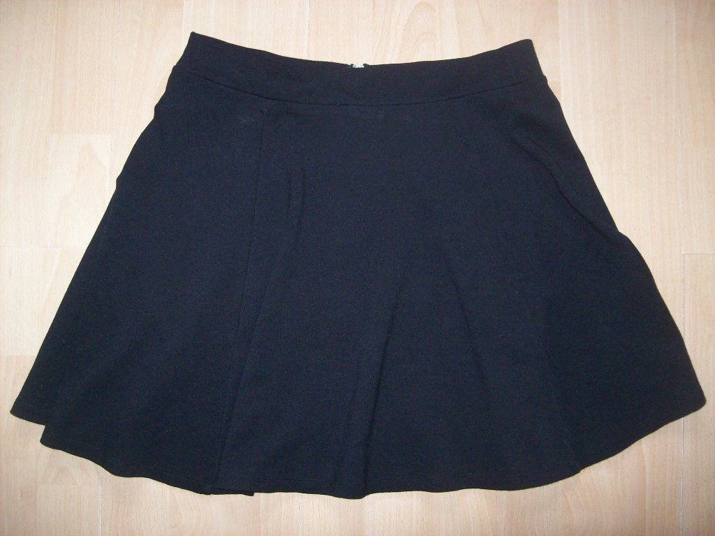 Zwart kort rokje rok - H&M / Divided - maat M - z.g.a.n., Maat 38/40 (M), Zwart, Ophalen of Verzenden, Zo goed als nieuw