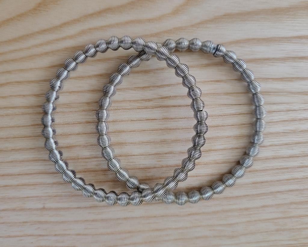 Mouwophouder zilverkleurig 1 paar (2 stuks), Ophalen of Verzenden, Zo goed als nieuw, Zilver, Staal