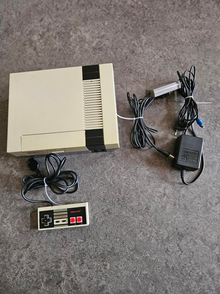Nintendo NES Classic Console met Controller, Spelcomputers en Games, Spelcomputers | Nintendo NES, Ophalen of Verzenden, Gebruikt