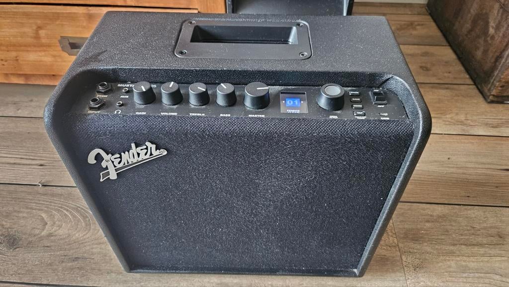 Fender Mustang LT25 versterker, Ophalen