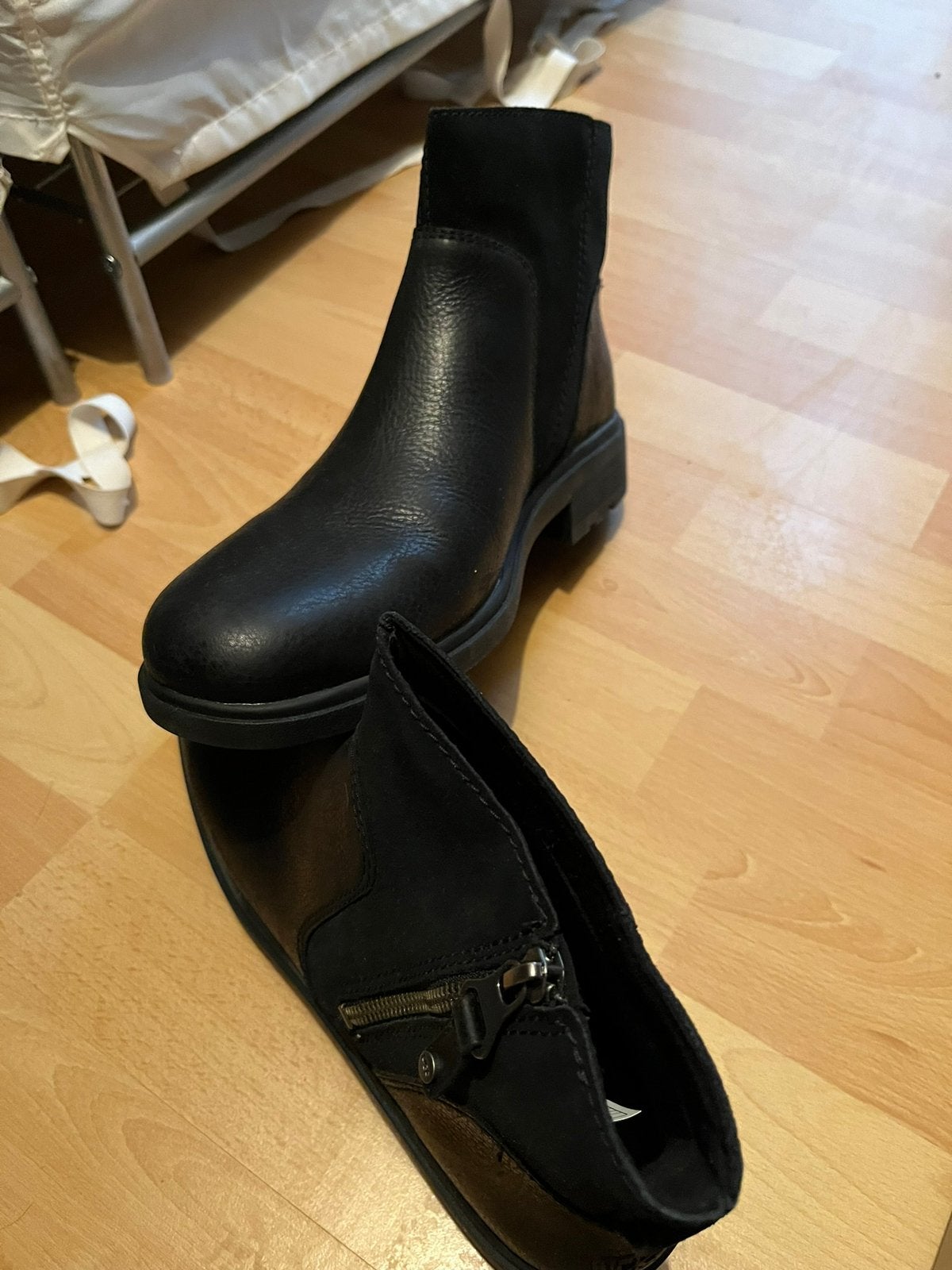 Nieuwe zwarte ugg leer zondet bont heren leer, Ophalen of Verzenden, Nieuw, Zwart, Boots