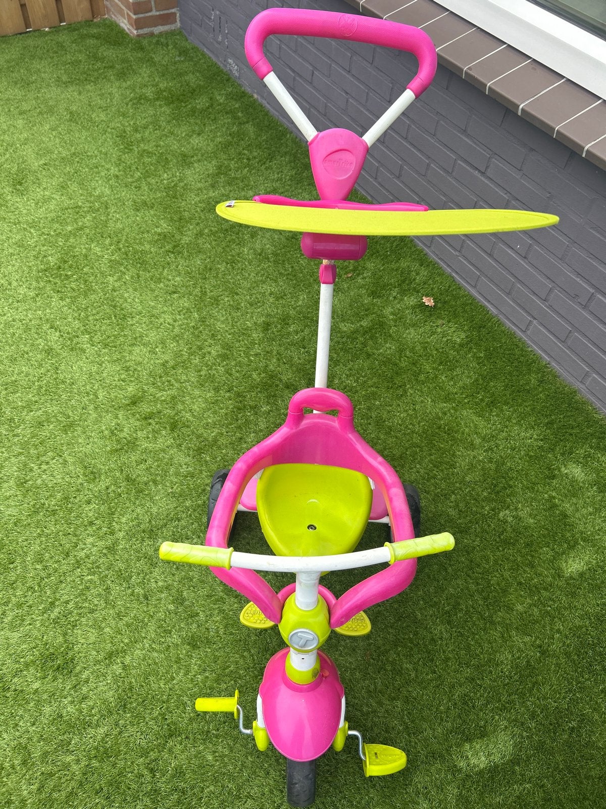 Smart Trike driewieler roze/groen met duwstang, Ophalen, Gebruikt, Terugtraprem, Duwstang