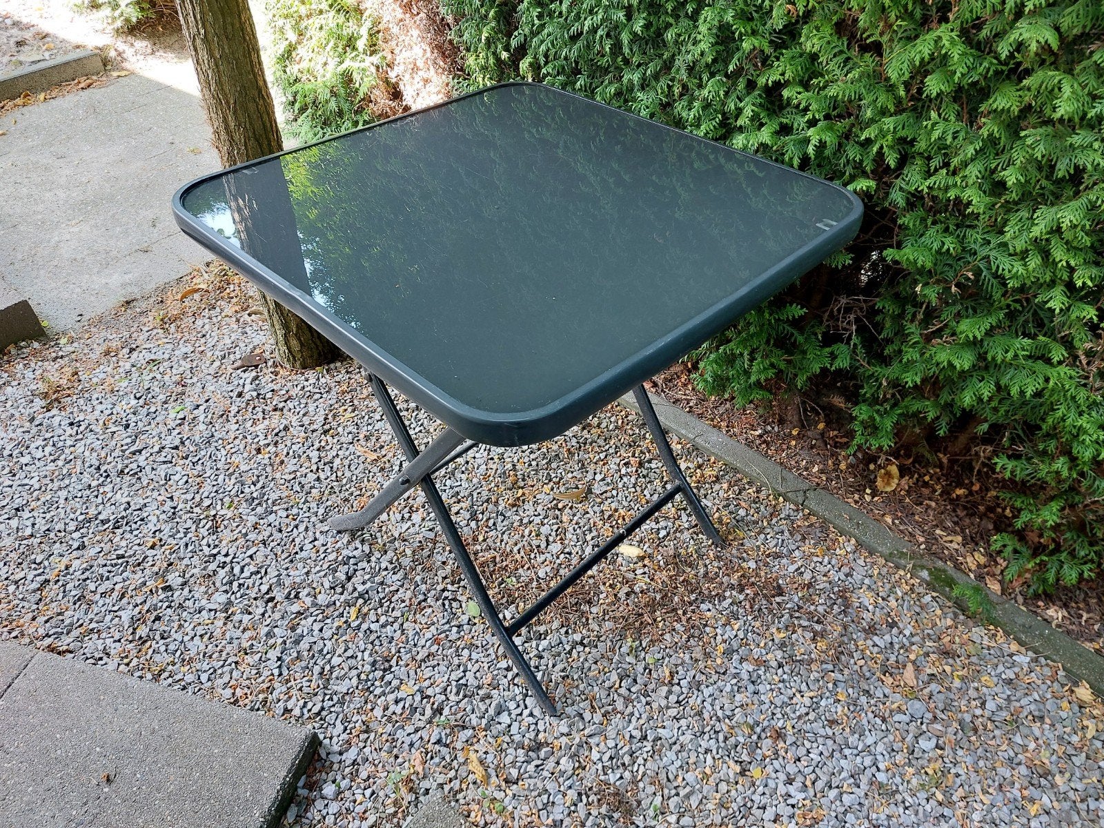 inklapbare tuintafel met een donkergrijs frame & glazenblad, Ophalen, Gebruikt, Rechthoekig, Aluminium