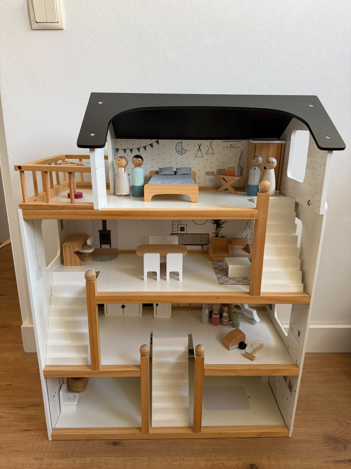 XL HOUTEN POPPENHUIS INCL. 19-DELIGE MEUBELSET, Kinderen en Baby's, Ophalen, Zo goed als nieuw, Poppenhuis