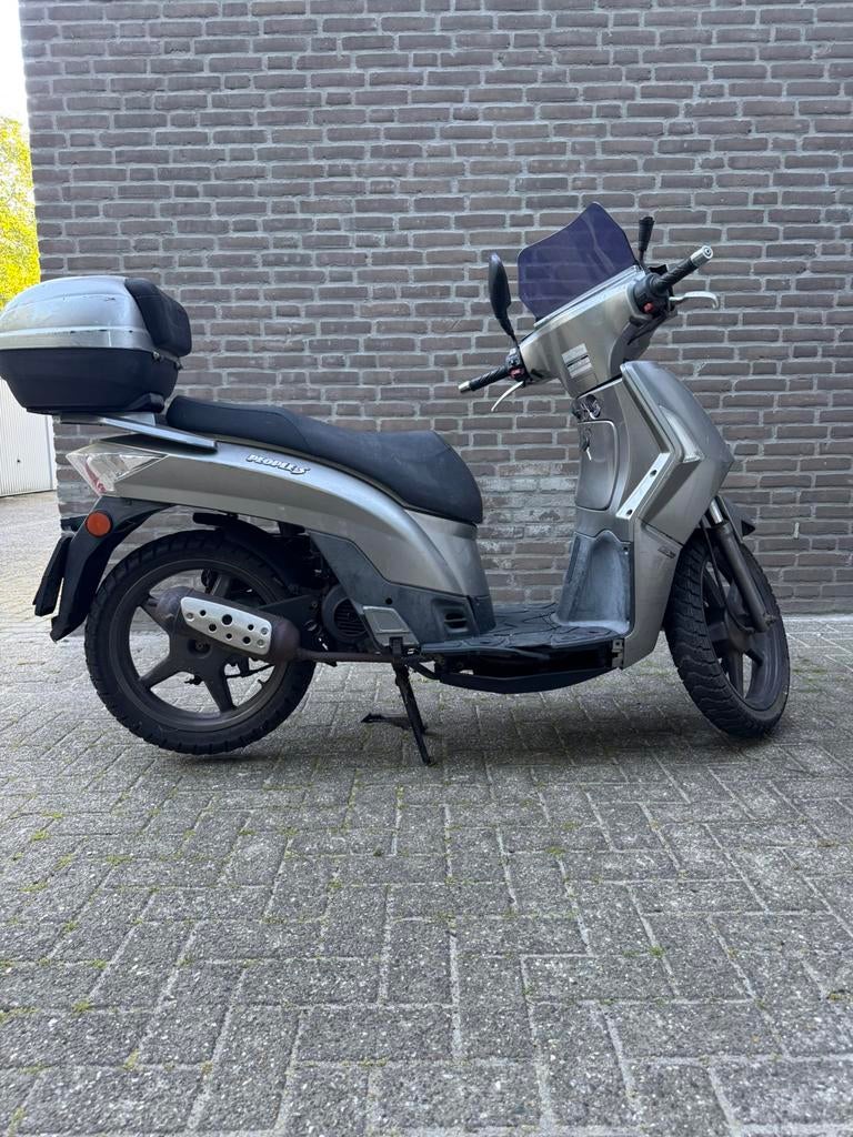 Kymco people s te koop loop of sloop, Ophalen of Verzenden, Zo goed als nieuw, Benzine, People S