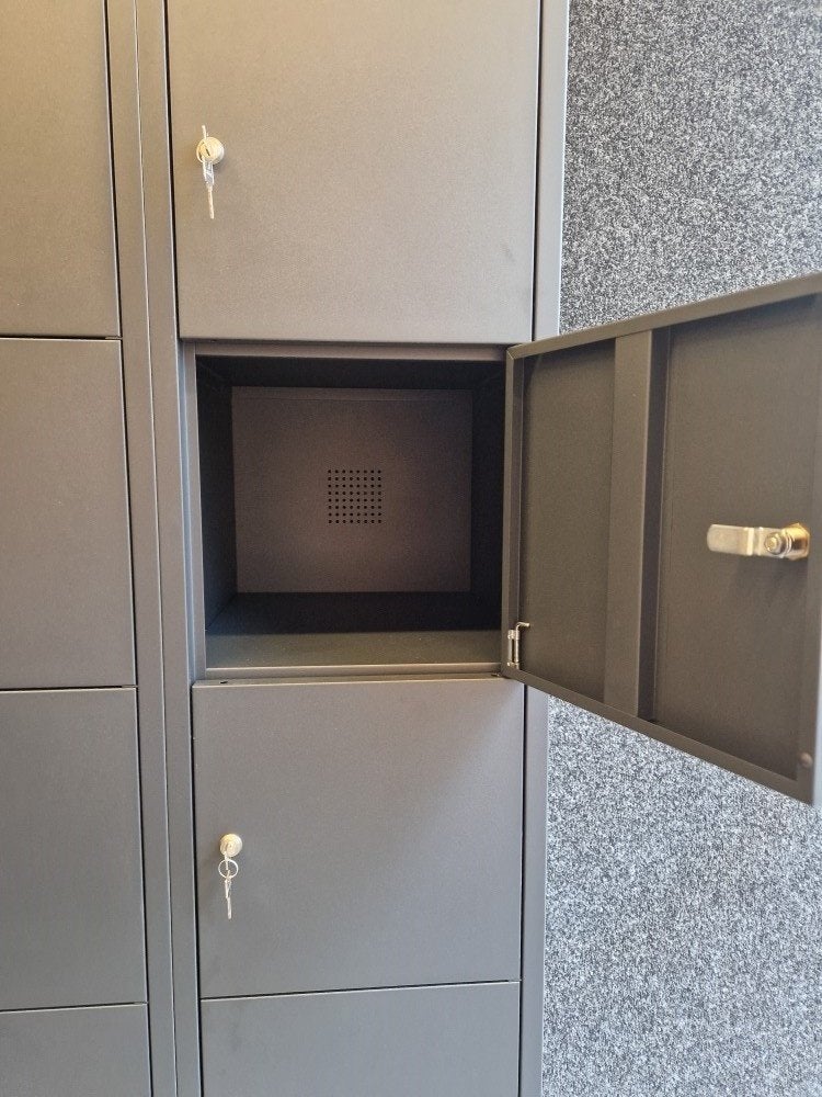 Blackline Locker 10 kluisjes cilinderslot (nieuw), Ophalen, Nieuw