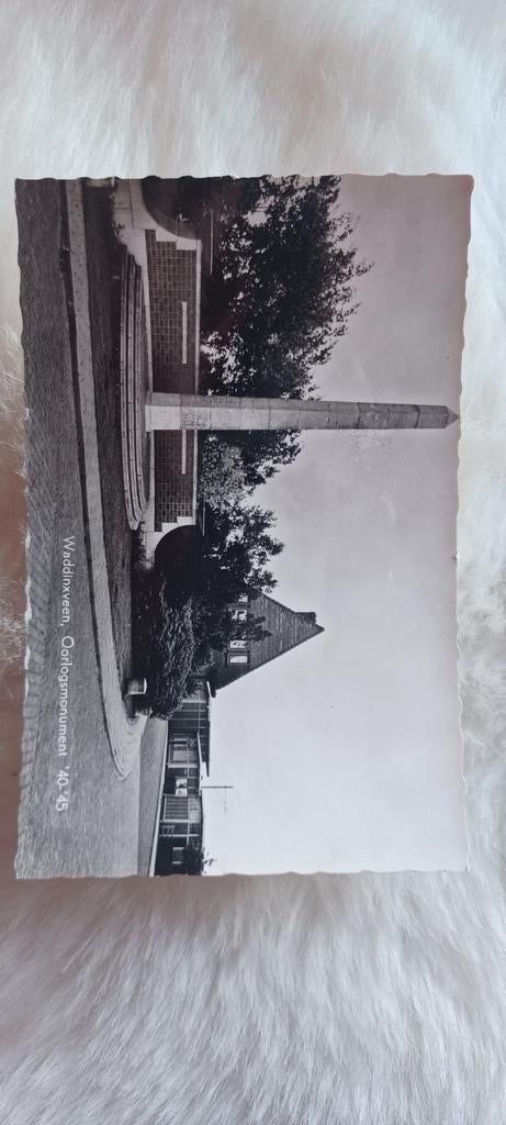 Oorlogsmonument Waddinxveen - Zeldzame Oude Ansichtkaart, Ophalen of Verzenden, 1940 tot 1960, Ongelopen, Zuid-Holland