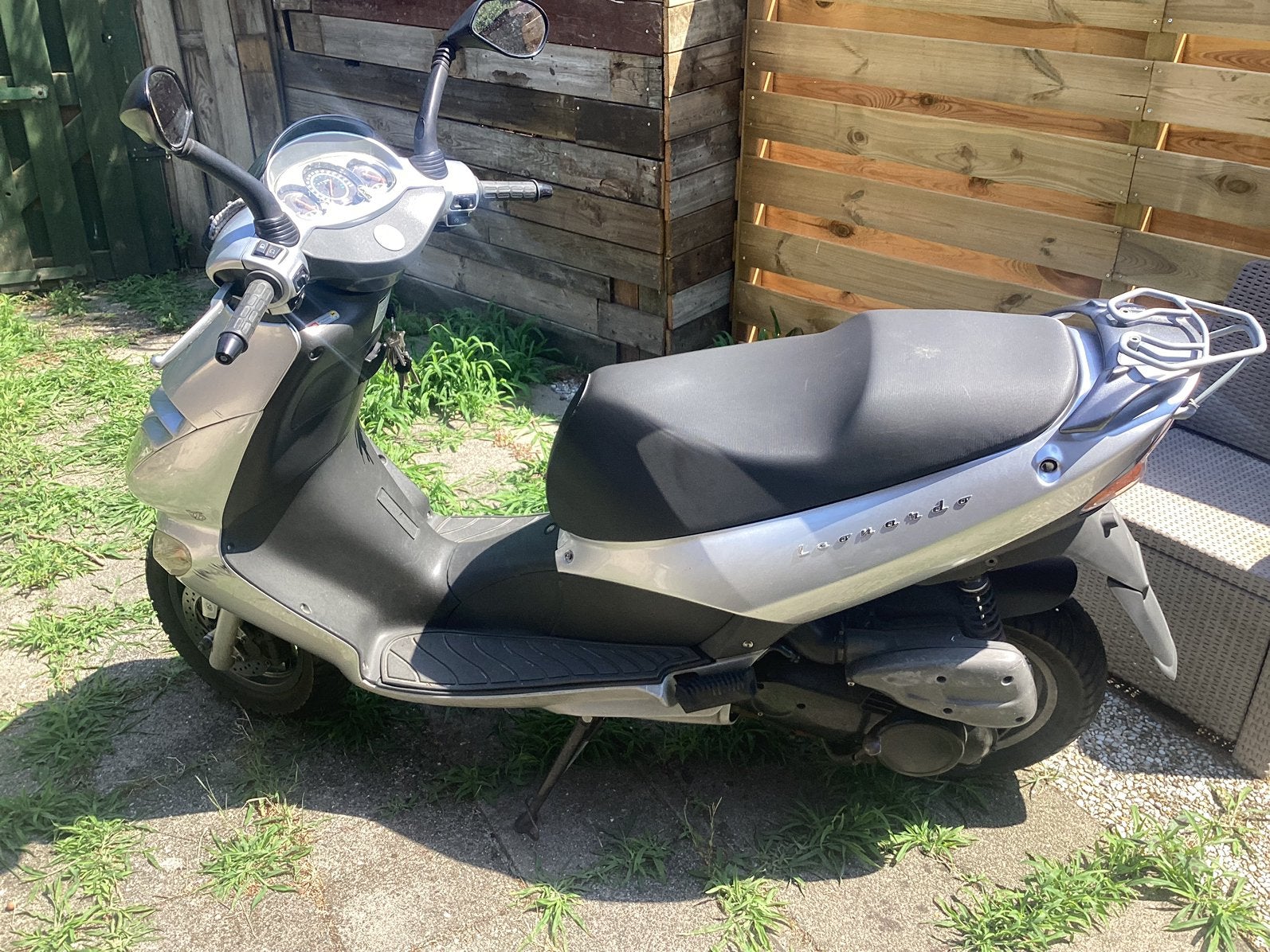 Aprillia Leonardo 125cc Duitse Papieren, Ophalen, Zo goed als nieuw, Benzine, Overige modellen