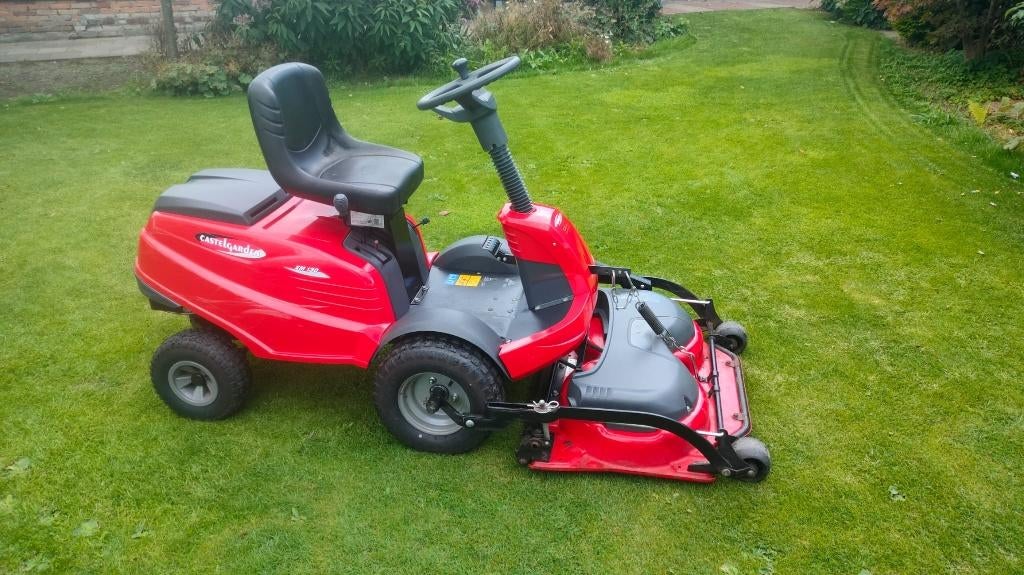 Zitmaaimachine Castel Garden te koop, Tuin en Terras, Zitmaaiers, Ophalen, Gebruikt, Castelgarden, Minder dan 90 cm