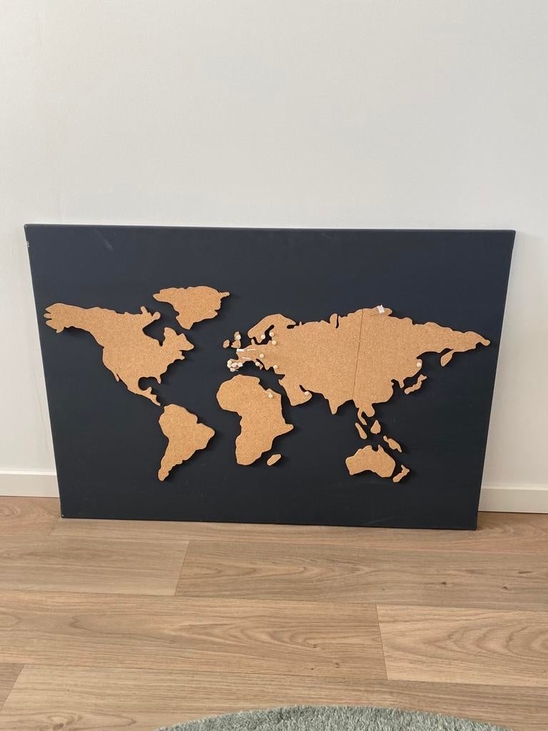 Wereld ik kurk op houten plaat met zwart doek, Ophalen, Gebruikt