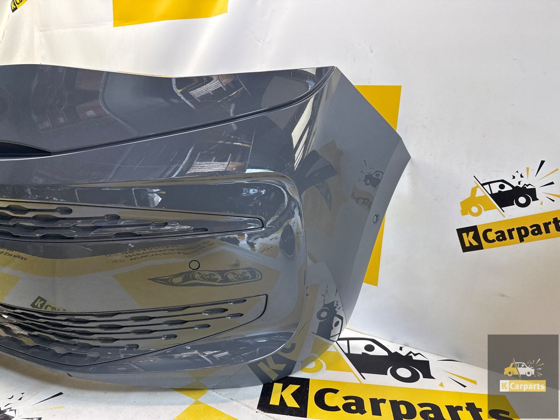 VW Volkswagen Transporter T7 Multivan Voorbumper 7T0807221F, Gebruikt, Volkswagen AG, Bumper, Berliner Ring 2
38440  Wolfsburg, DE