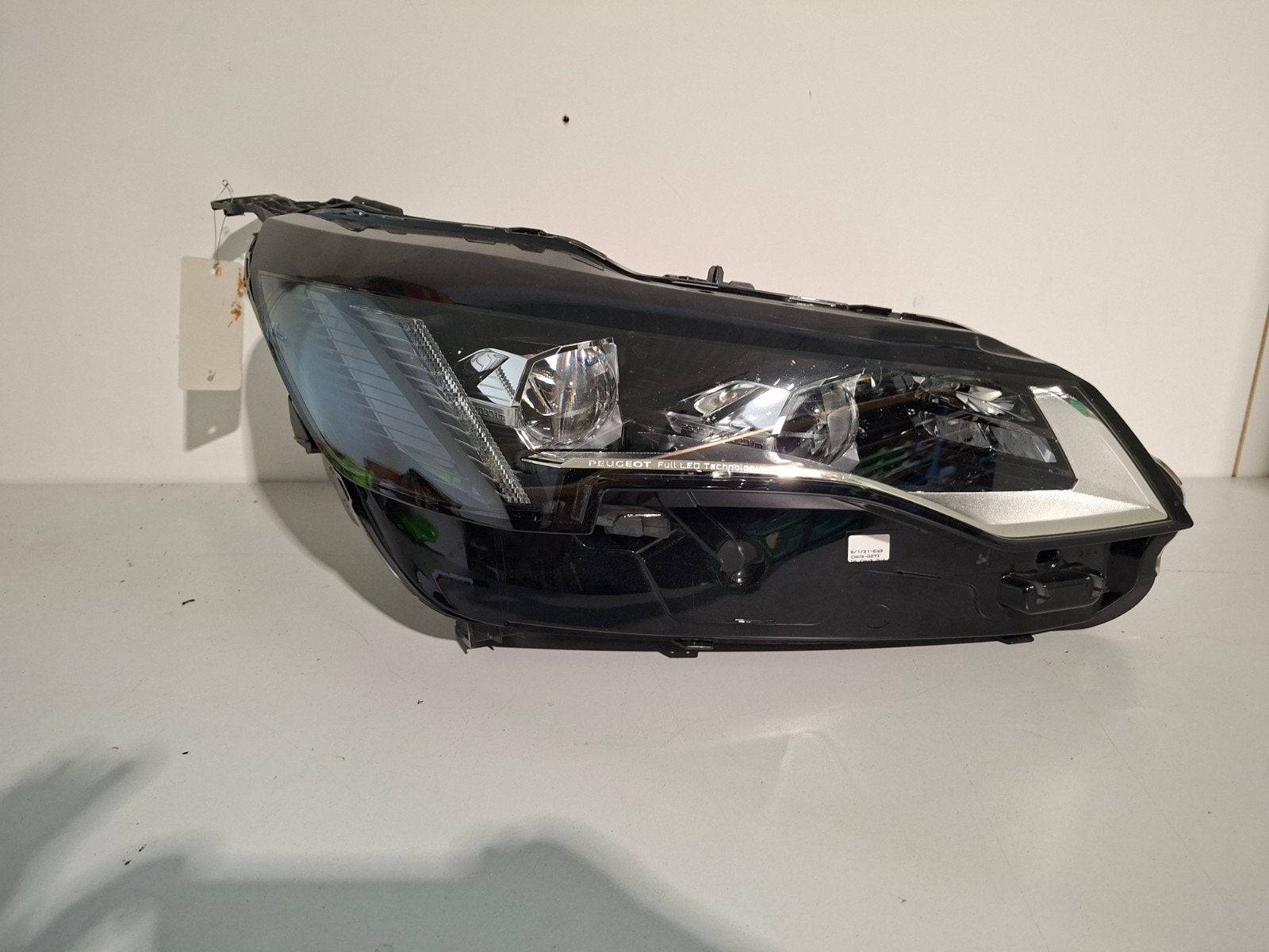 rechter koplamp  Peugeot 3008 ll, Auto-onderdelen, Ophalen of Verzenden, Peugeot