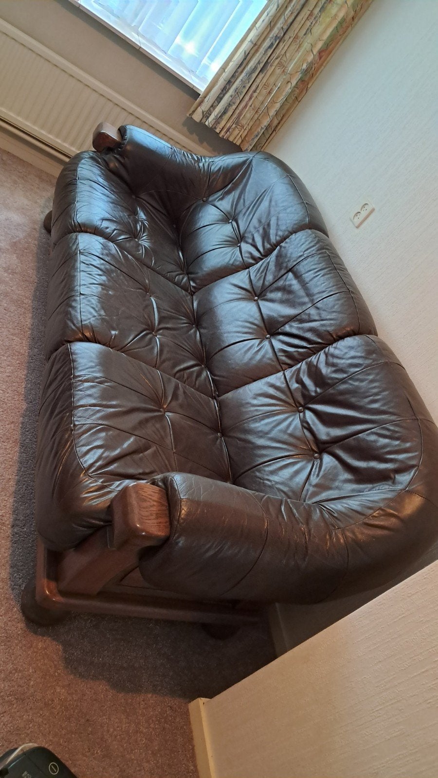 Zware eiken 3-zitsbank met donkerbruin leer, Huis en Inrichting, Banken | Bankstellen, Klassiek, Robuust, Driepersoons, 75 tot 100 cm