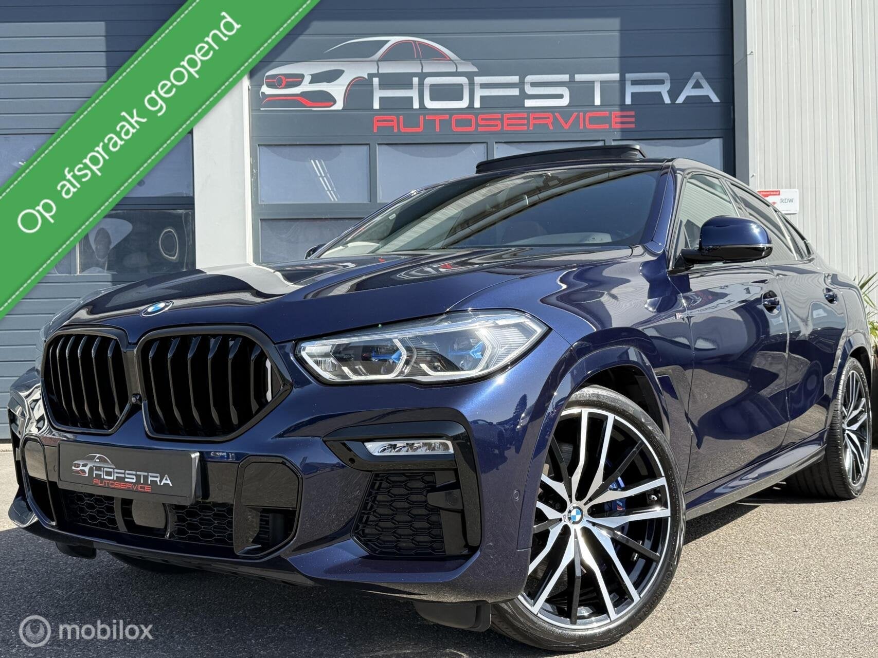 BMW X6 xDrive40i M-Sport Indivudual Laser Luchtv.Trekh.VOL!, Auto's, Automaat, Gebruikt, Euro 6, Blauw