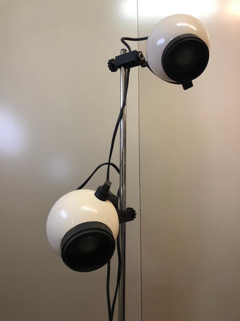 Vintage vloerlamp met 2 bollen., Huis en Inrichting, Lampen | Vloerlampen, Ophalen, Zo goed als nieuw, Metaal, 100 tot 150 cm