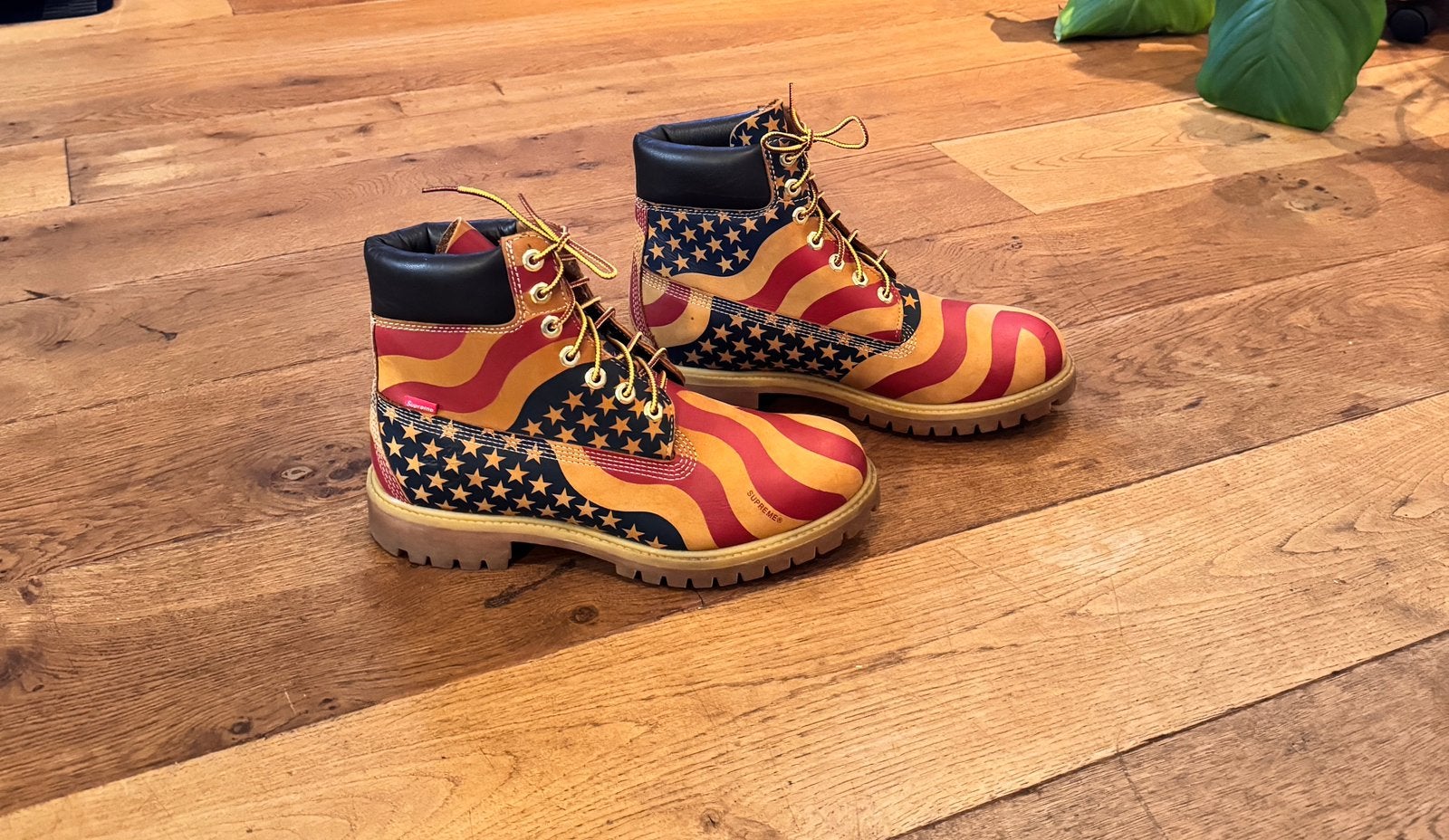 Timberland X Supreme 6-Inch Premium Boot "Stars and Stripes", Bruin, Boots, Ophalen of Verzenden, Zo goed als nieuw