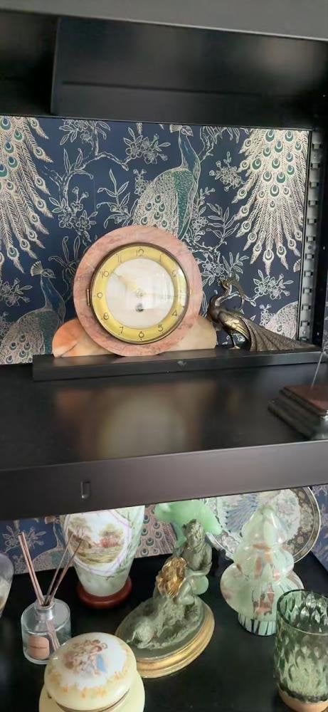 Art Deco Marmeren Schouwklok met Pauw, Antiek en Kunst, Ophalen of Verzenden