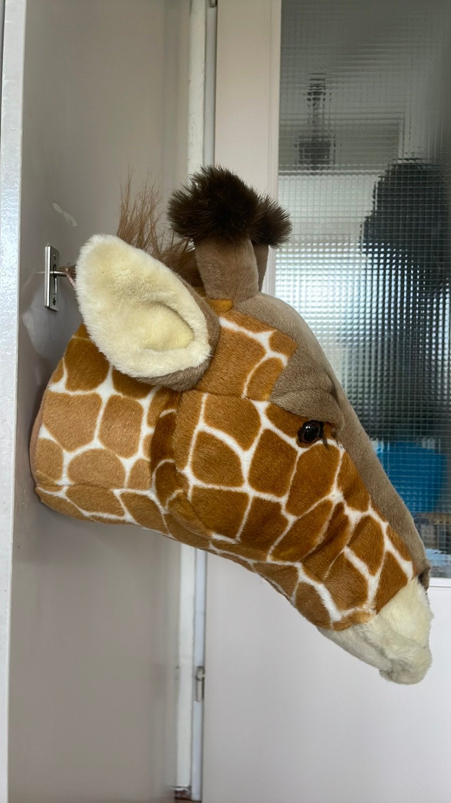 Prachtige giraf dierenkop hoofd wandhanger pluche Bibib, Ophalen of Verzenden, Zo goed als nieuw, Wanddecoratie