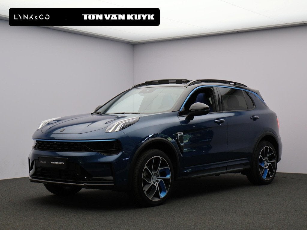 Lynk & Co 01 1.5 / Carplay / Camera / Adaptive Cruise / Pano, Auto's, Lynk & Co, Stof, Euro 6, Blauw, 120 €/maand