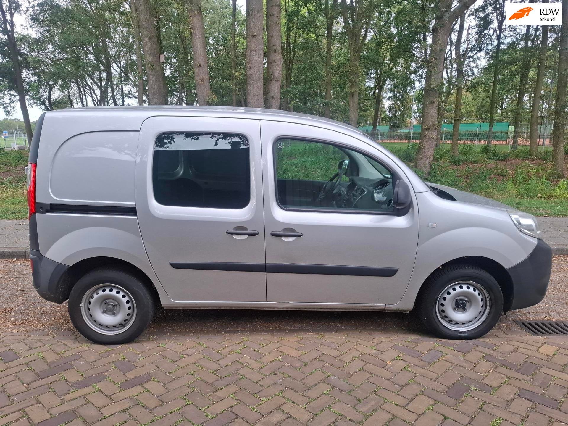 Renault Kangoo 1.5 dCi 75 Energy Comfort km 143098, Auto's, Voorwielaandrijving, Stof, Gebruikt, 4 cilinders