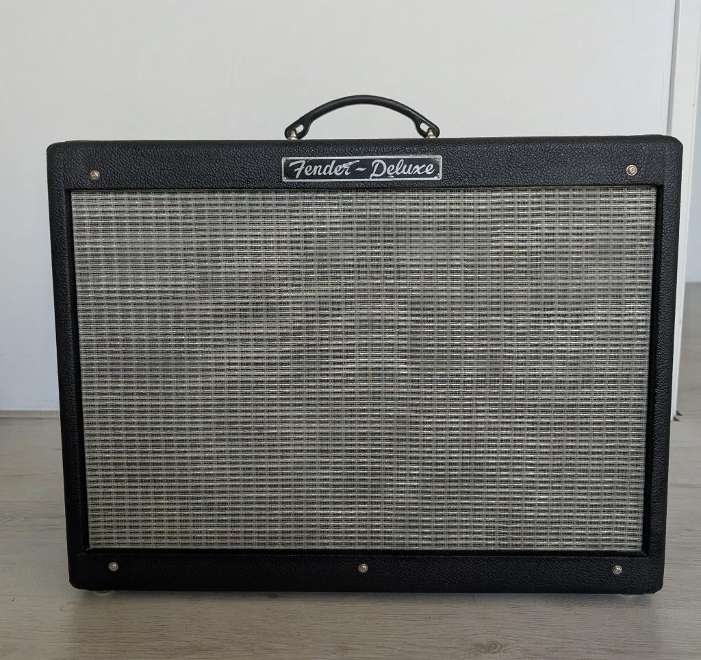 Fender Hot Rod Deluxe 40W buizenversterker + cover, Ophalen, Zo goed als nieuw, Gitaar, Minder dan 50 watt