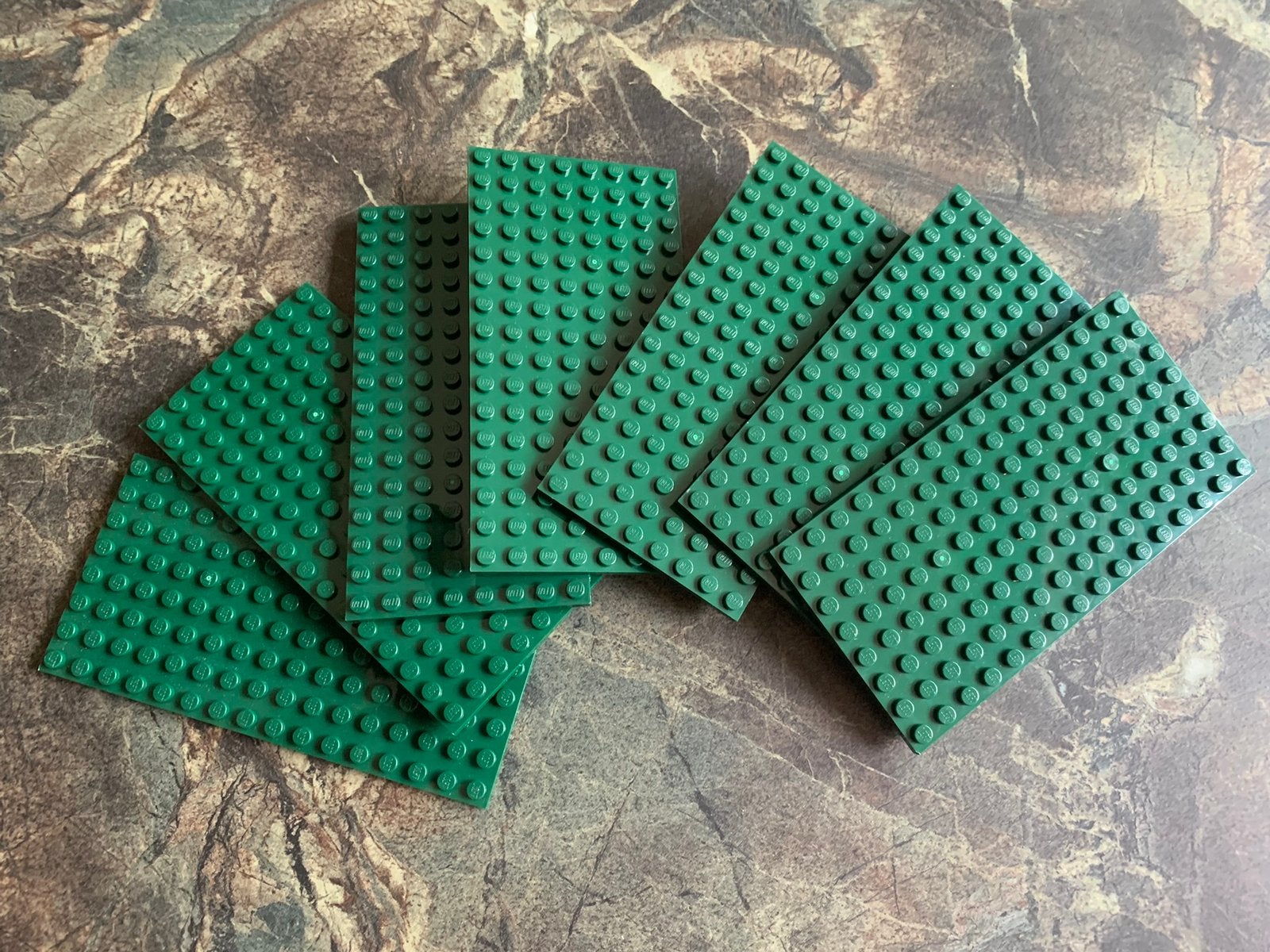 7 groene Lego grondplaten 8x16, Ophalen of Verzenden, Zo goed als nieuw, Grondplaat, Lego