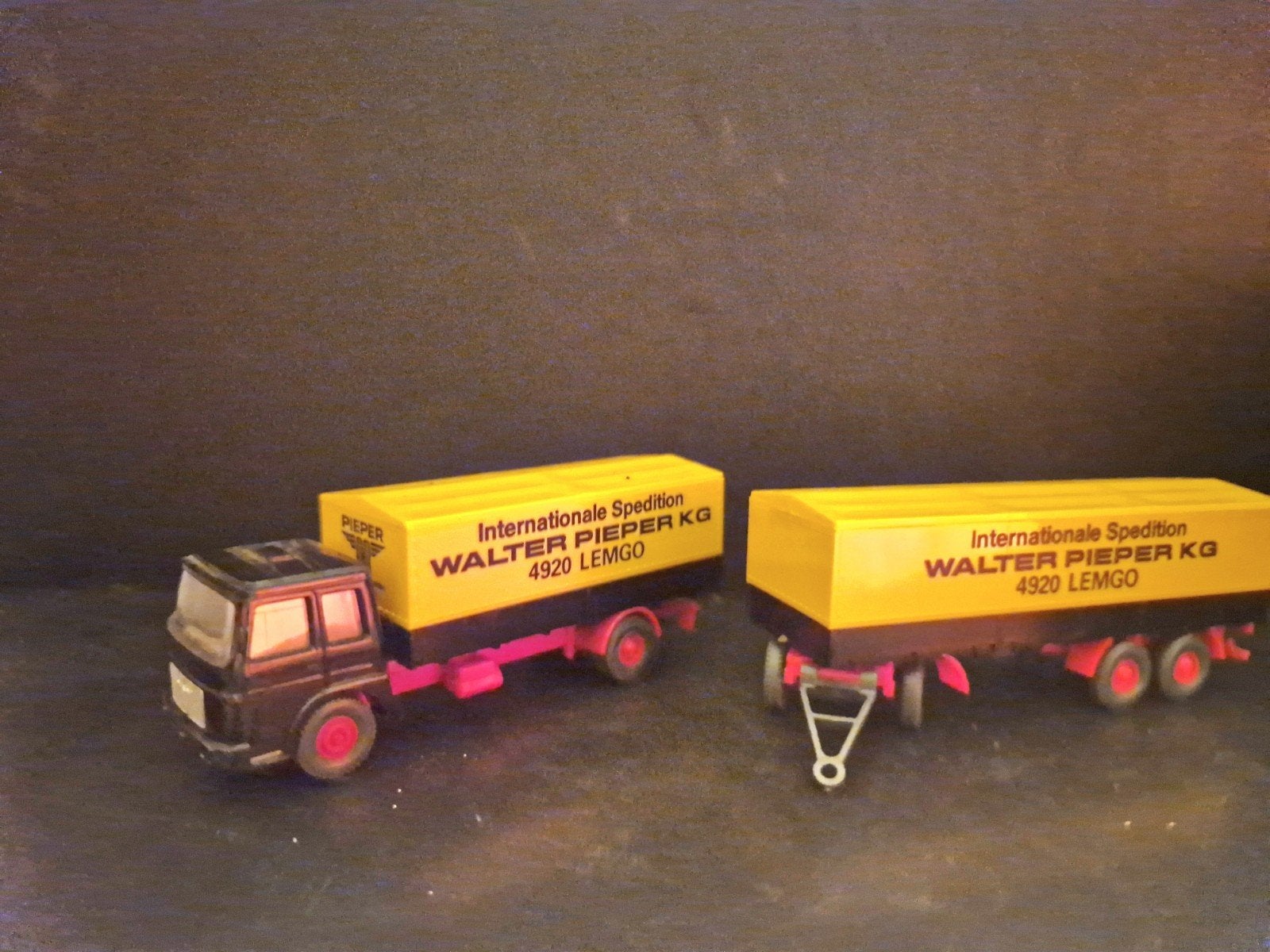 Wiking vrachtwagen met aanhanger - Walter Pieper KG, Hobby en Vrije tijd, Overige merken, Gebruikt, 1:50 of kleiner, Ophalen of Verzenden