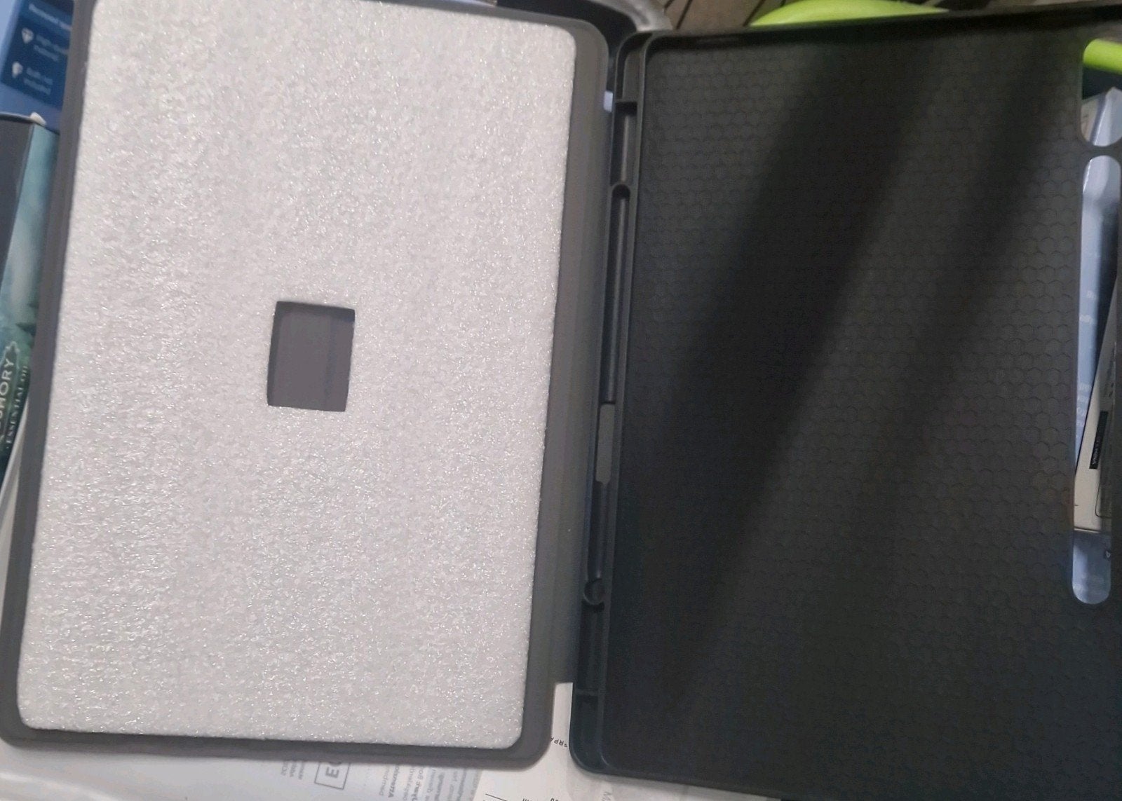 Zwarte tablet hoes voor 10 inch tablet, 10 inch, Onbekend, Nieuw, Bescherming voor- en achterkant