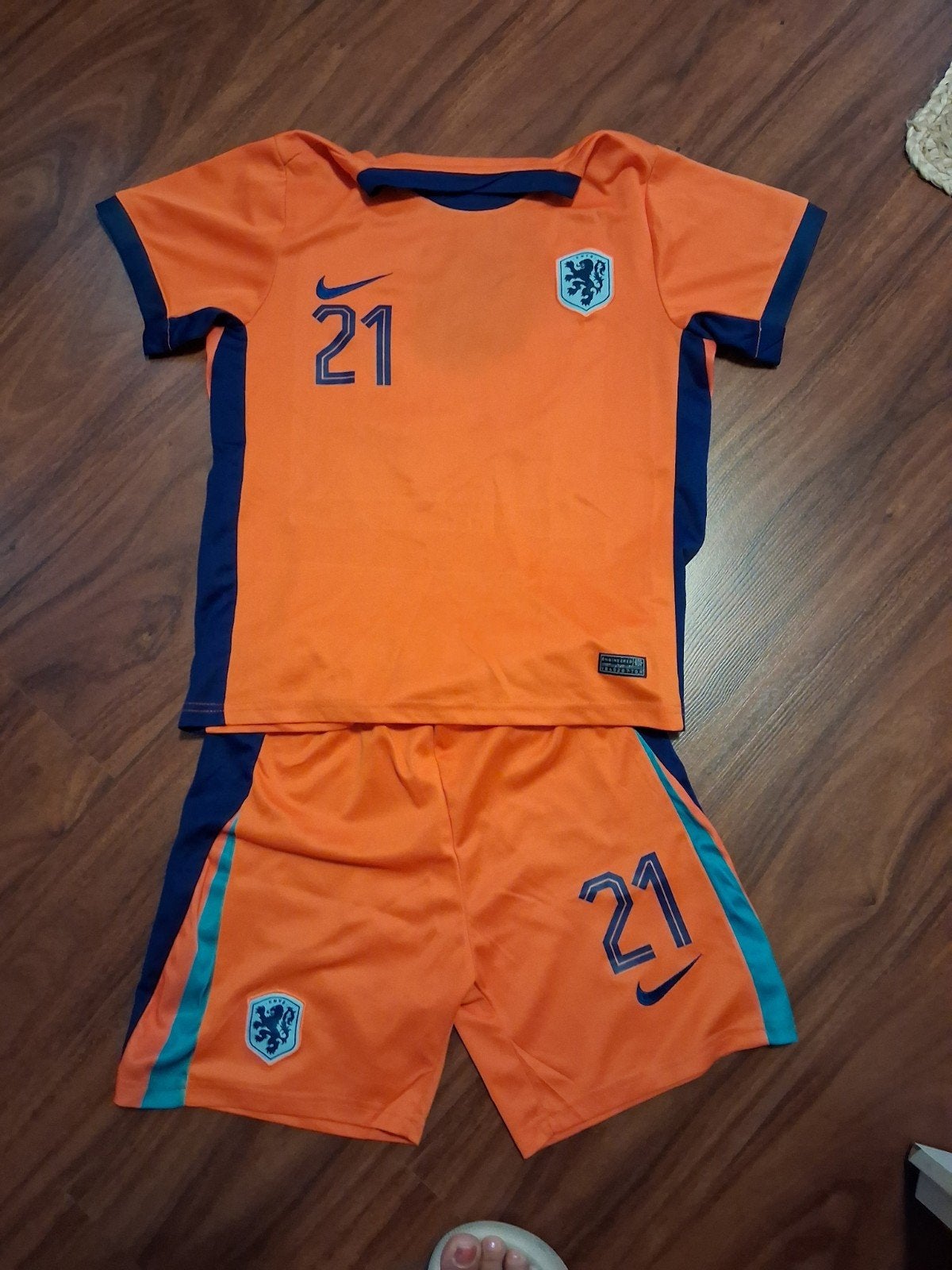 leuke voetbal pakjes maat 152, Ophalen of Verzenden, Jongen