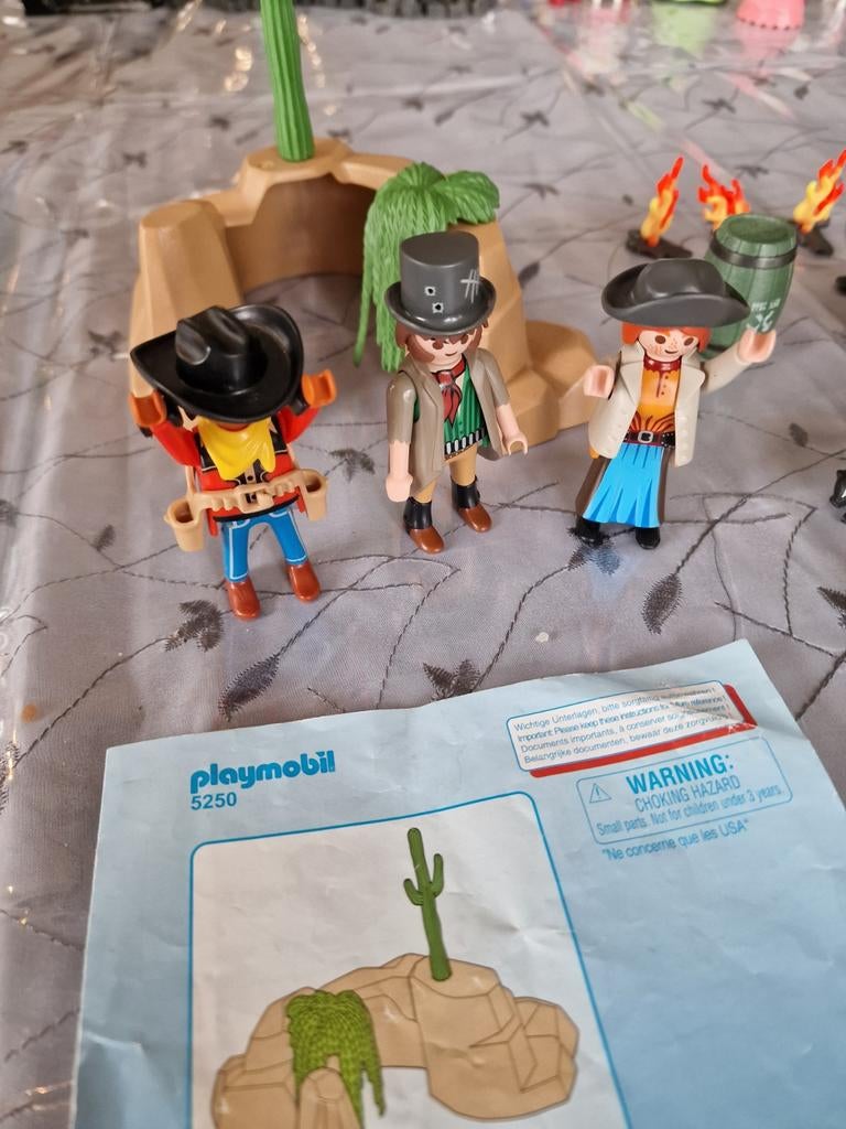 Complete set playmobil bandieten, Kinderen en Baby's, Speelgoed | Playmobil, Ophalen of Verzenden, Zo goed als nieuw
